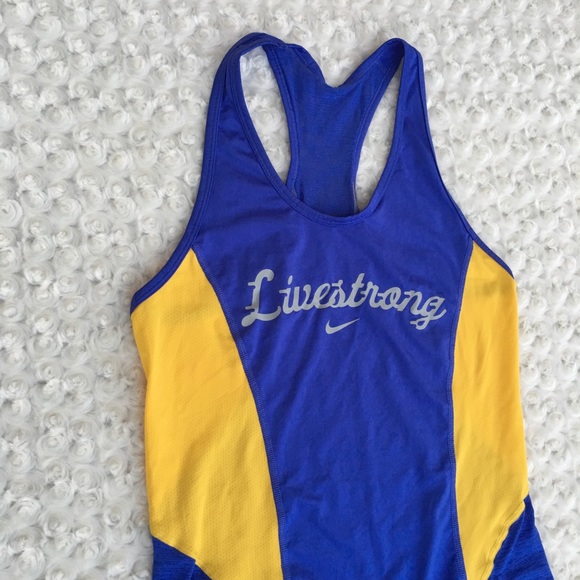 Nike Tanktop Size M - Picture 2 of 3